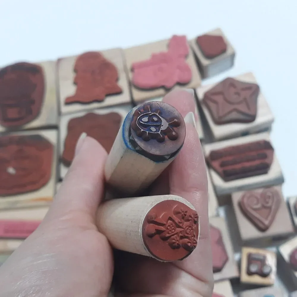 Lot of 32 Assorted Rubber Stamps Coffee Thank You Fall Holiday Words Greetings